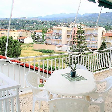 Apartamento Mondo Cosseri Akráta Exterior foto